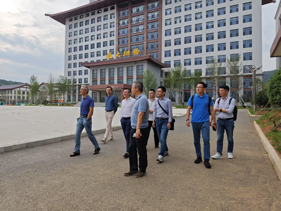 亚马逊云科技中国区高管一行到访瑞康医药